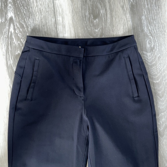 LIKE NEW Lululemon On The Move Pant - Picture 6 of 12